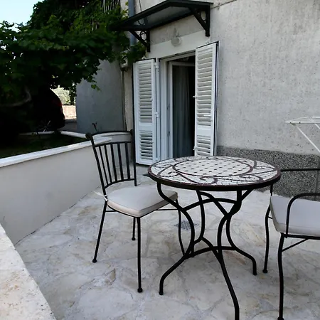 Apartment Velin Split