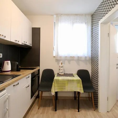 Apartment Velin Split