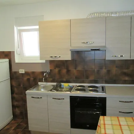 Velin Apartment
