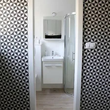 Velin Apartment